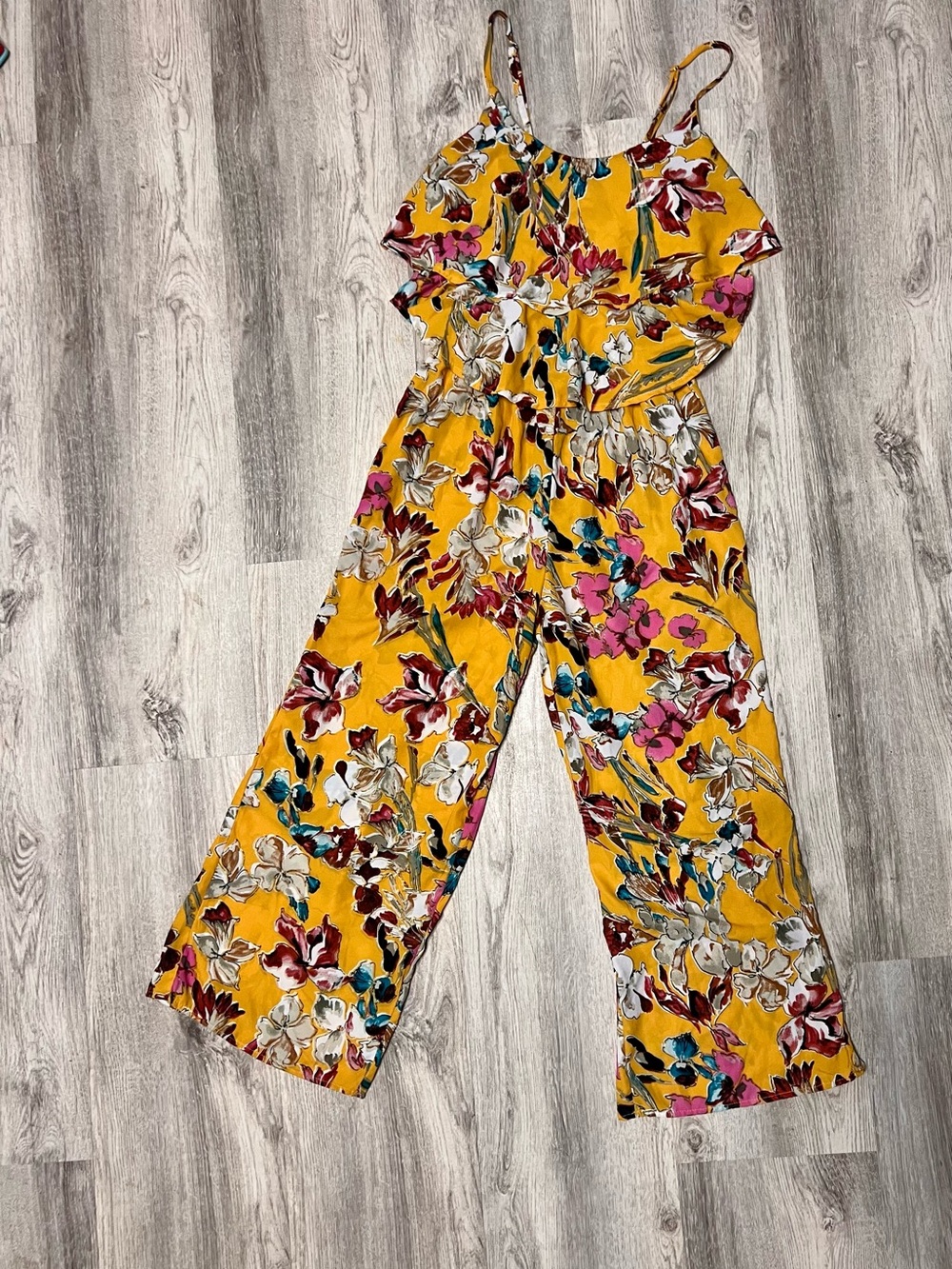 Women’s Yellow Floral Wide-Leg Jumpsuit